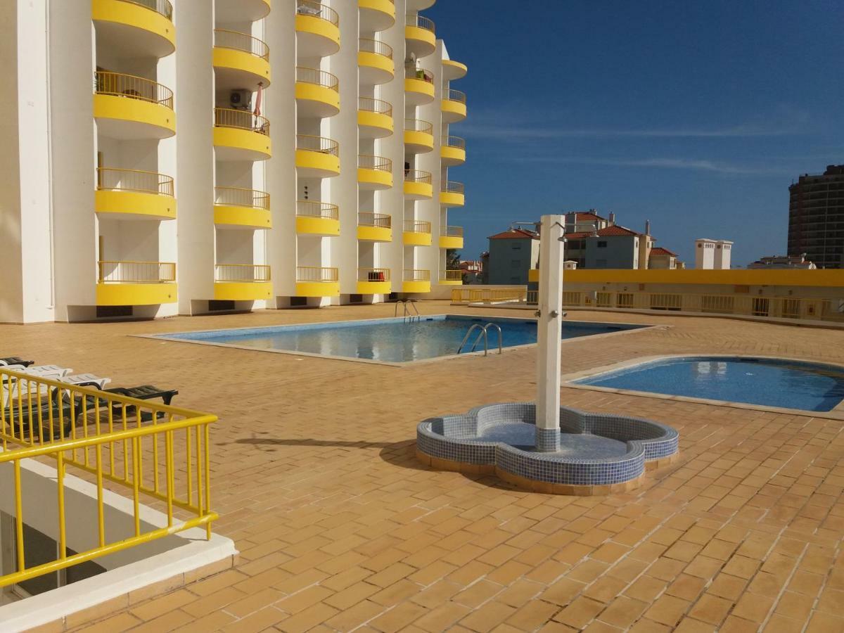 Beach View Apartment Portimao Luaran gambar